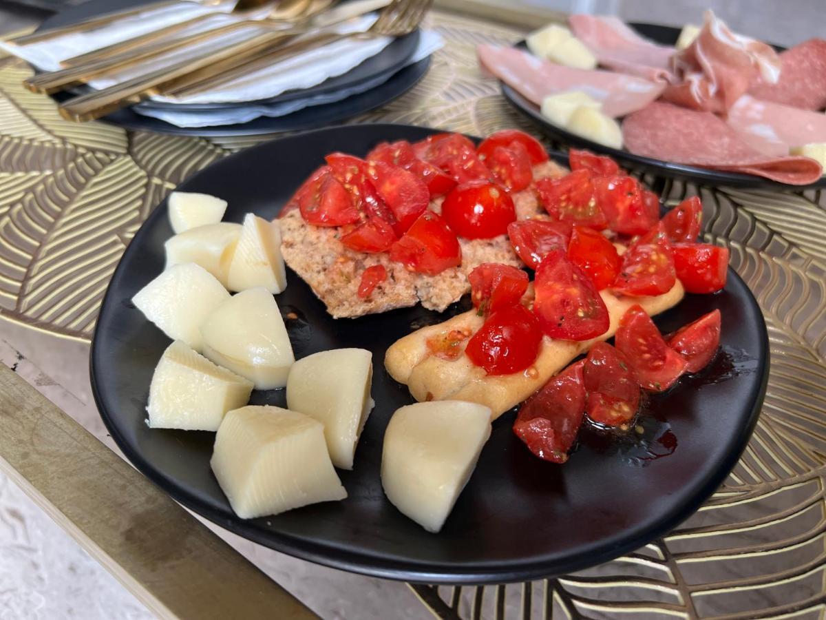 Affittacamere La Lepre Felice Napoli